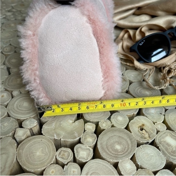 UGG Pink Suede Shoulder Purse Shearling Lined Leather Handbag Bag - Picture 12 of 14